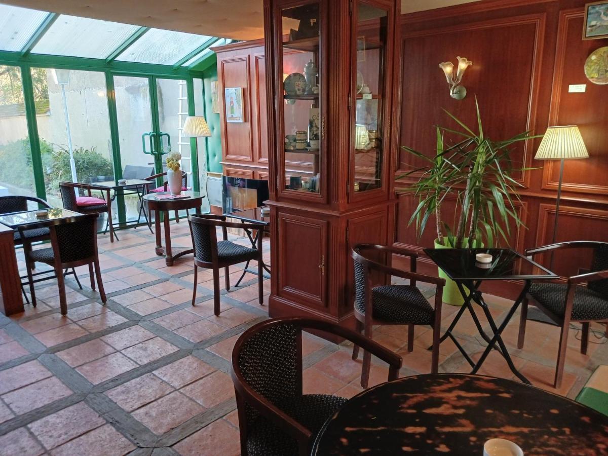 Hotel La Cognette A 25 Kilometres De Chateauroux Et 30 Kilometres De Bourges อิสซูเดิง ภายนอก รูปภาพ